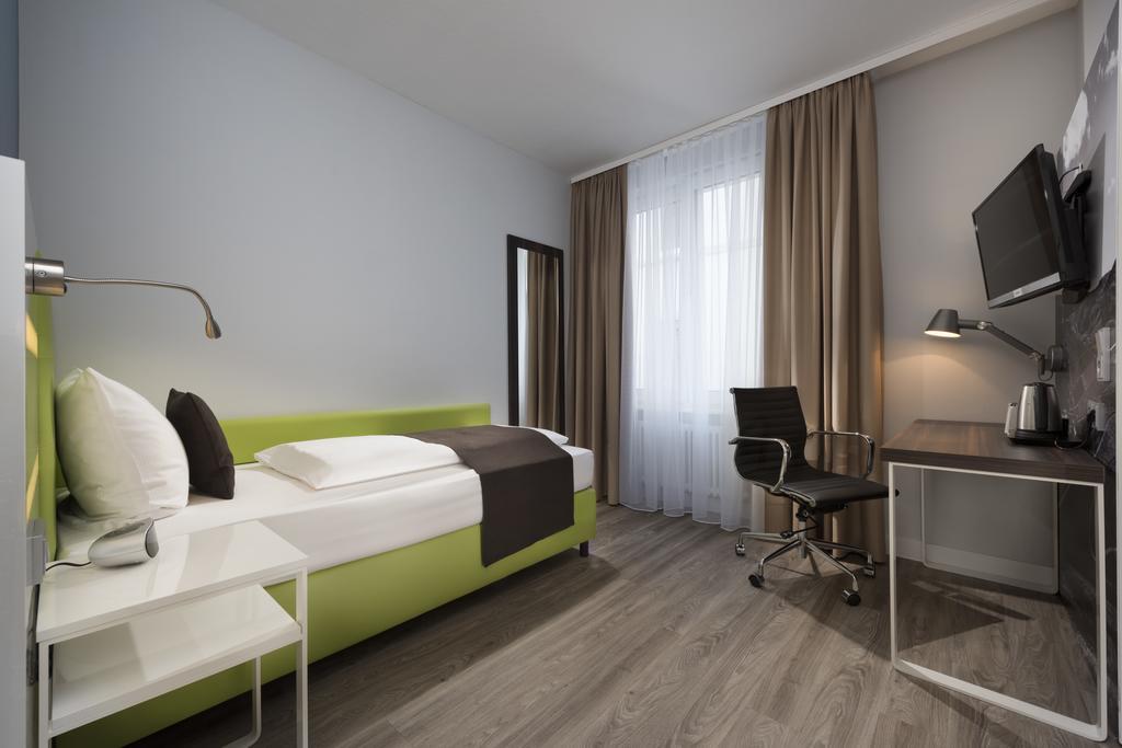 Ibis Styles Offenburg City Quarto foto