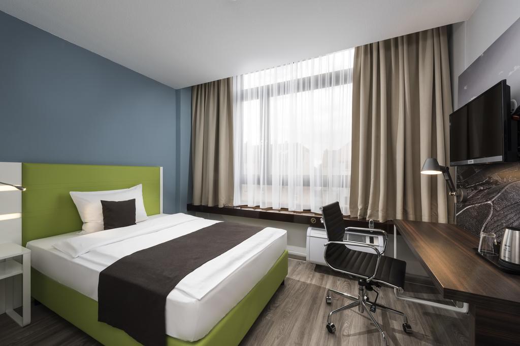 Ibis Styles Offenburg City Quarto foto