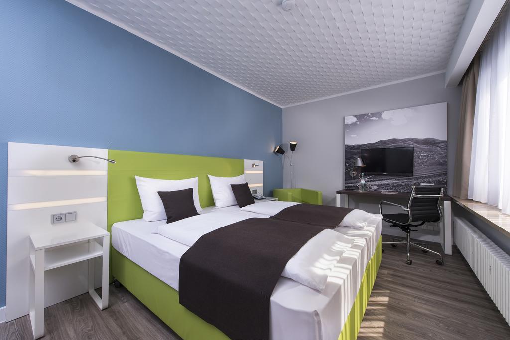 Ibis Styles Offenburg City Quarto foto